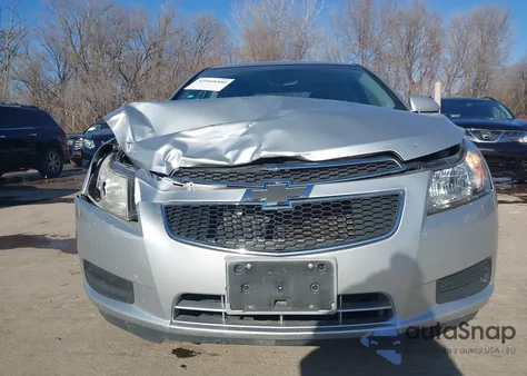 2014 Chevrolet Cruze 2Lt Auto z USA, uszkodzony, nr VIN 1G1PE5SB8E7132538